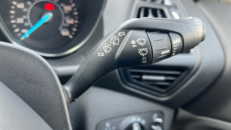 Ford Kuga 2.0 TDCi Zetec 5dr Diesel Estate